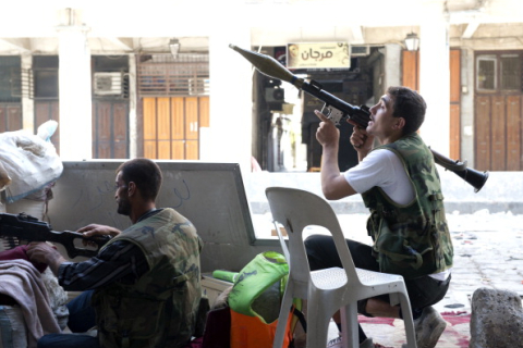 У Дамаску повстанці взяли будівлю Генштабу у вогняне кільце