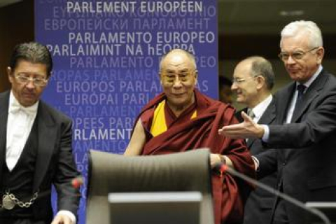 Депутаты Европарламента: В Китае не улучшилась ситуация с правами человека