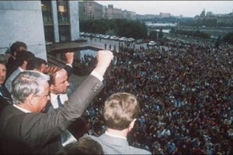 У фільмі, який застерігає чиновників КПК, приховані особливо секретні таємниці партії