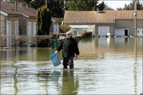 На місто Дербент вночі обрушилася повінь