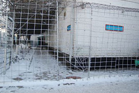 У Киргизії вже більше тисячі ув’язнених зашили собі роти