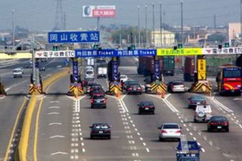 В Китае находится 70% платных дорог мира