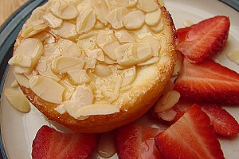 Сырный пирог на меду или кленовом сиропе
