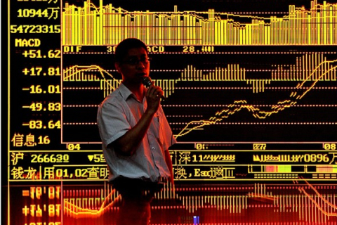 Угроза коллапса нависла над китайским рынком акций — государственные СМИ