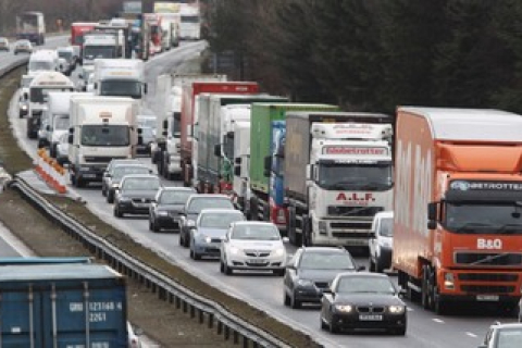 Запрет на въезд в Киев для грузовиков снова будет действовать