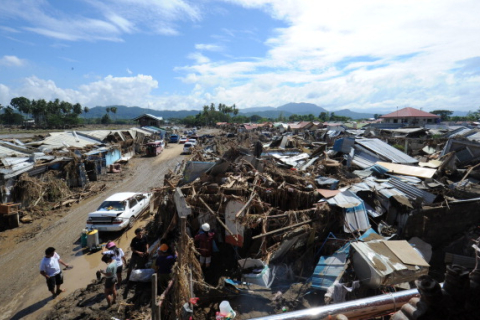 Число загиблих від повені на Філіппінах наблизилося до 1000