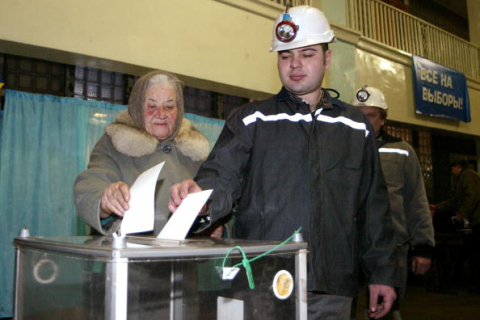 Выборы-2012 обойдутся Украине почти в миллиард гривен