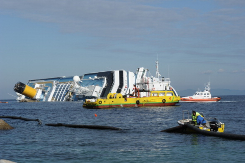 Обнаружены ещё пять тел с затонувшего лайнера Costa Concordia