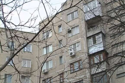 Одеський юнак впав із даху дев'ятиповерхівки і залишився живим