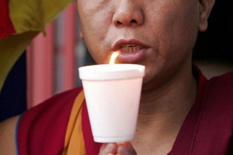 Тибетським ченцям знову вдалося зустрітися із західними кореспондентами