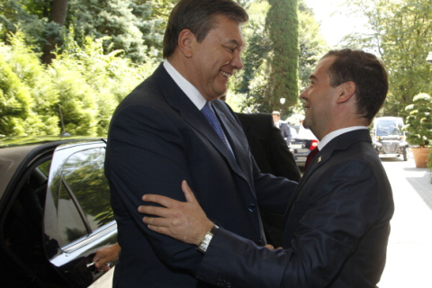 Медведев не планирует отдельной встречи с Януковичем в Душанбе