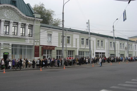 На Полтавщині в черзі до плащаниці Богородиці померла паломниця