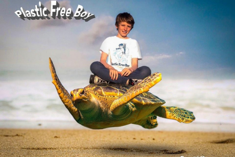 12-летний мальчик из Австралии спасает морских черепах от пластика