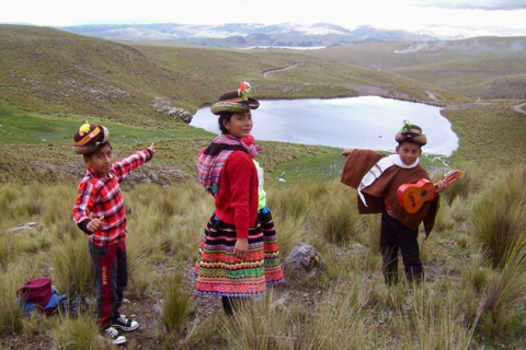 Дві перуанки створили в горах понад 120 водойм для боротьби з посухою (ФОТО)