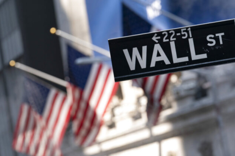 Пульс рынка: мировые акции падают, фьючерсы индекса Уолл-стрит снижаются, доллар растёт