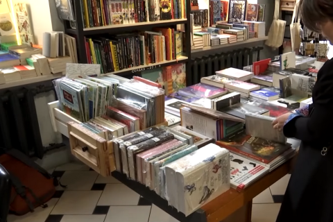 Російські книгопродавці стикаються з юридичними проблемами через нові правила щодо «іноземних агентів» (ВІДЕО)