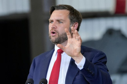 Остаточне рішення щодо ракет «Томагавк» для України ухвалить Трамп, заявив Венс (ВІДЕО)