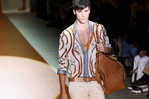 Мужская коллекция Gucci весна-лето 2011 на миланской Неделе моды. Фоторепортаж