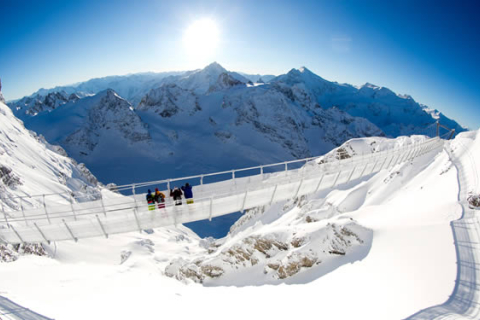 В Альпах открыли самый высокий висячий мост