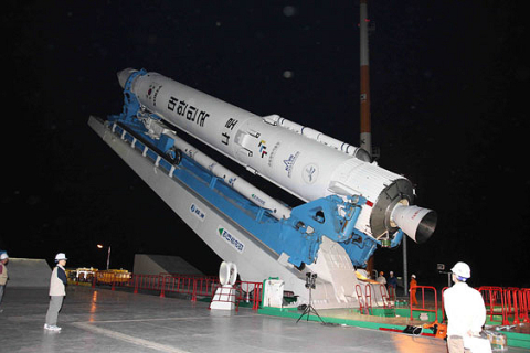 Пуск южнокорейской ракеты-носителя KSLV-1 снова отменён