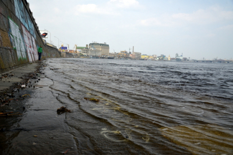Набережную Киева затопило
