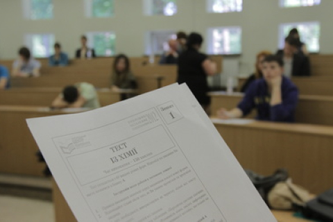 На тесты ВНО записались 320 тысяч украинцев