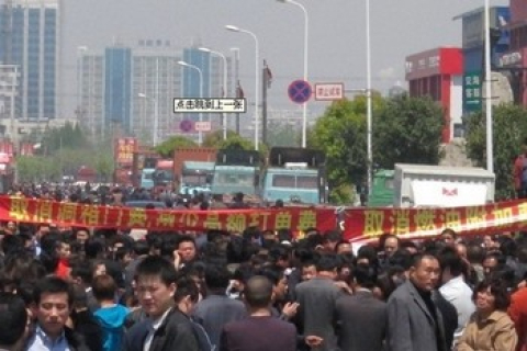 Многотысячная забастовка перевозчиков вспыхнула в Шанхае