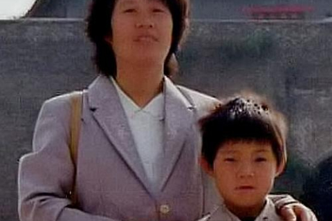 Китаец просит украинцев спасти его маму в тюрьме