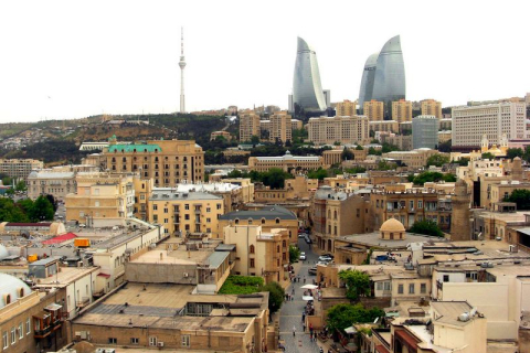 Азербайджан: страна, которая с жадностью смотрит в будущее, но не забывает прошлого