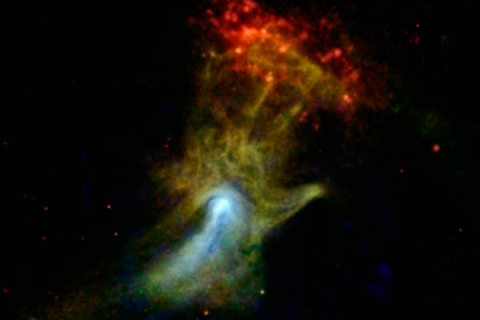 Галактическую туманность «Рука Бога» сфотографировали с другой обсерватории