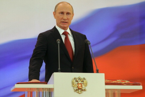 Путин одобрил штрафы за нецензурную брань в СМИ