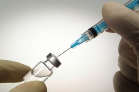 На детях-сиротах не проводятся испытания новых вакцин — чиновник