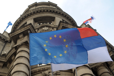 Сербия получила предостережение от России из-за сближения с ЕС
