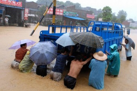 Более 6,5 млрд долларов ущерба нанесли Китаю дожди