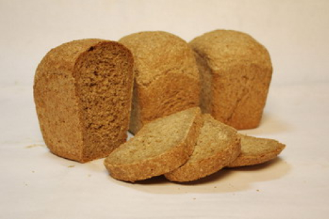 Цельнозерновой хлеб полезен при высоком давлении