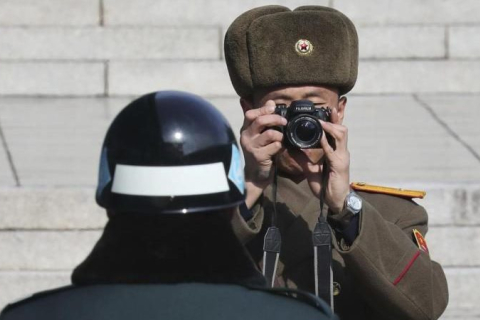 После двух месяцев молчания Северная и Южная Корея возобновили общение