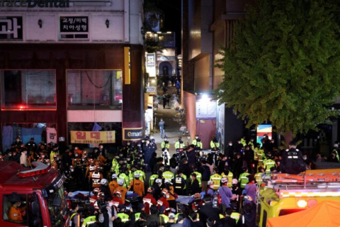 Хэллоуин в Южной Корее: в результате массовой давки погибло 153 человека