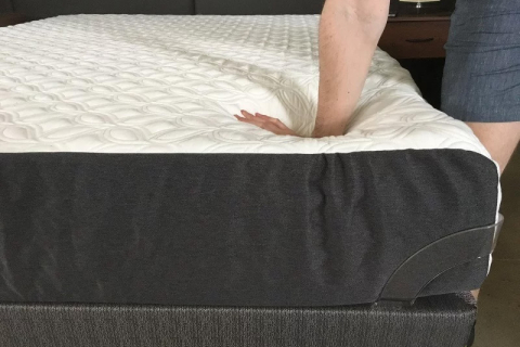 Як підібрати жорсткість матраца для ліжка