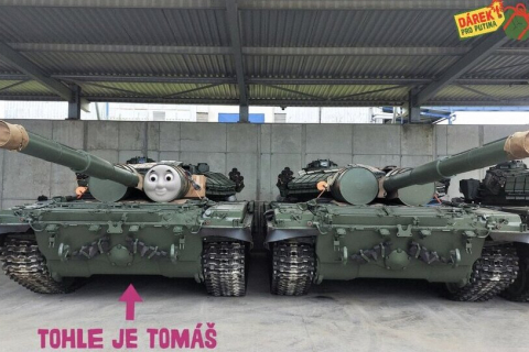 "Подарунок для Путіна" — громадяни Чехії купують танк для українських військ