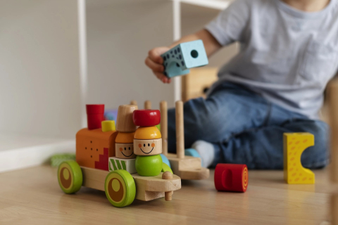 Як обирати розвиваючі іграшки для своєї дитини