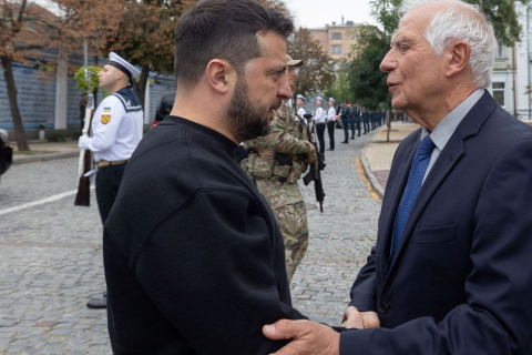 Жозеп Боррель в Киеве пообещал, что ЕС увеличит военную помощь Украине