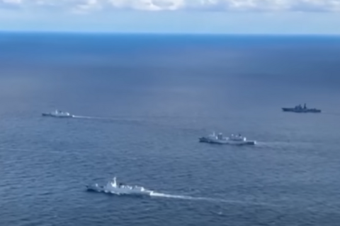 Активність ВМС Китаю та Росії зростає поблизу Аляски (ВІДЕО)