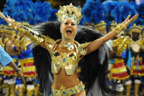 Самба фестиваль проходить у Ріо-де-Жанейро