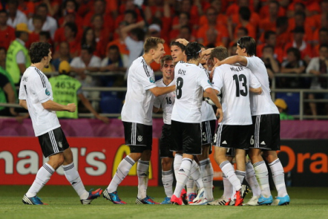 Євро-2012: Німеччина забезпечує собі вихід у чвертьфінал