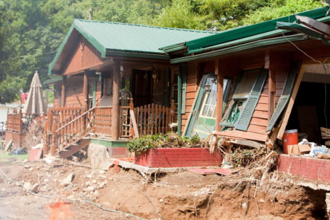 Наслідки руйнівних повеней в американському штаті Кентуккі. Фоторепортаж