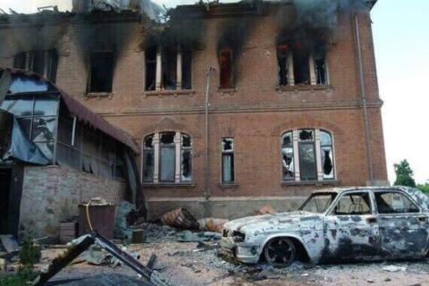 В Славянске от осколочных ранений погибли двое детей