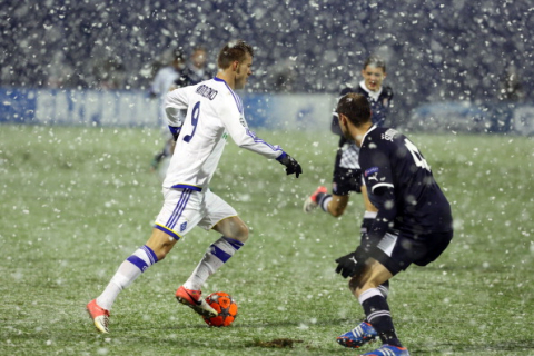 Динамо не удержало победу в загребском снегопаде
