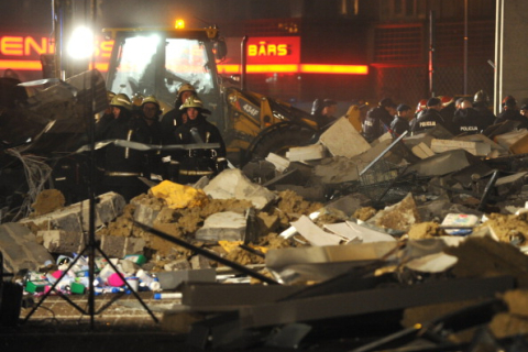 Рига: Число погибших при обрушении супермаркета достигло 32