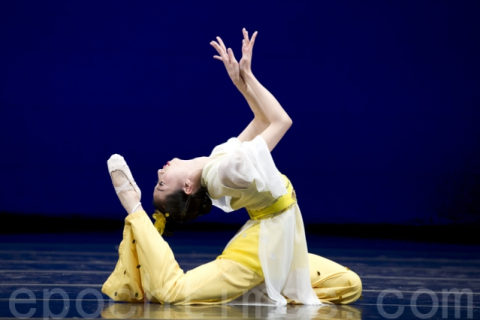 Пекін забороняє танцюристам брати участь у світовому конкурсі китайського танцю