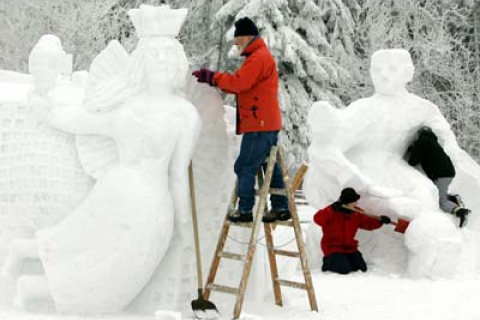 Фоторепортаж: Фестиваль снігових скульптур у Німеччині